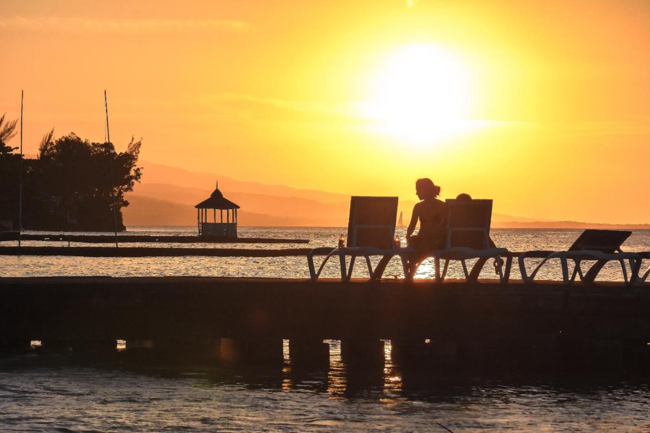 Kaz Kreol Beach Hotel Ocho Rios Kültér fotó